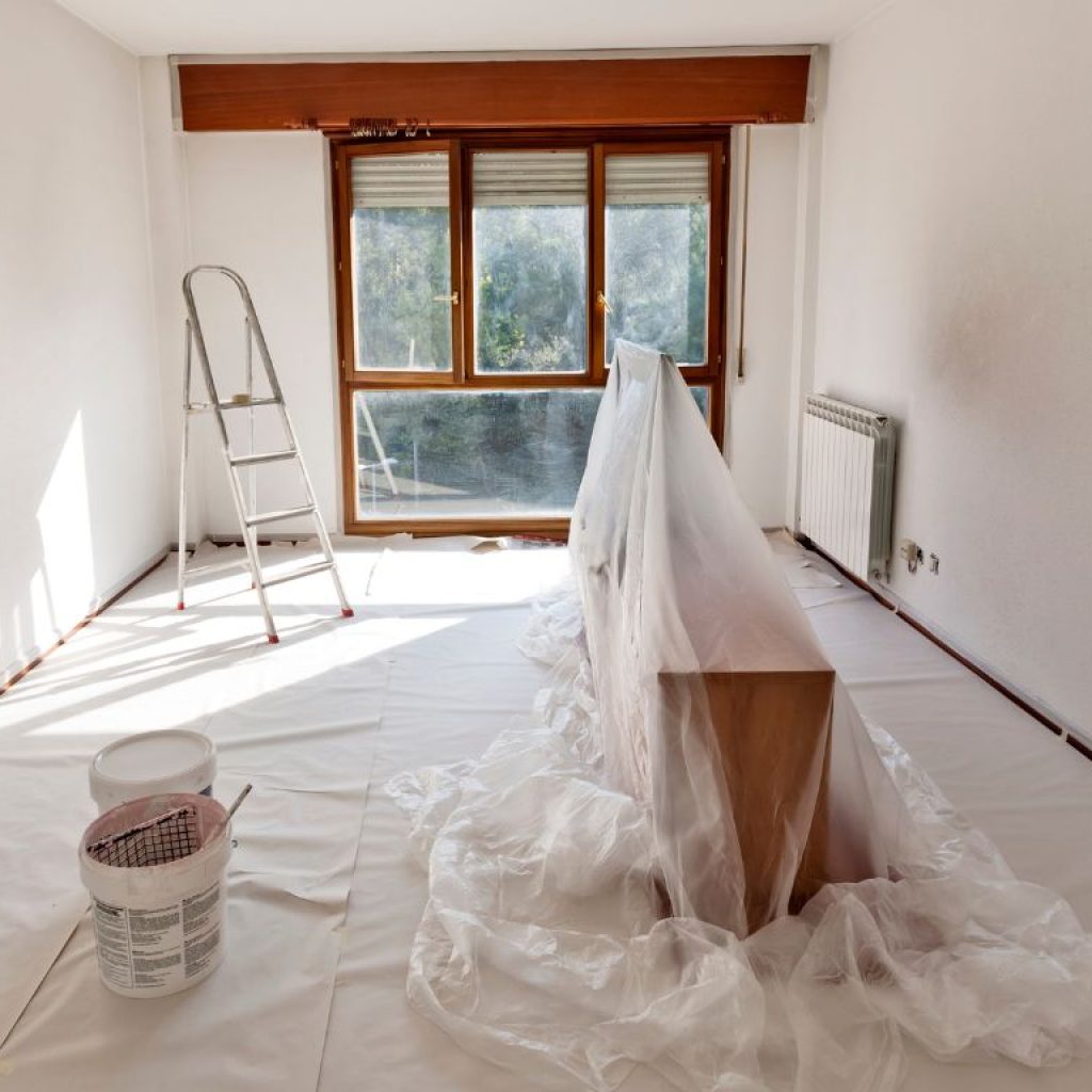 Travaux de peinture dans un appartement